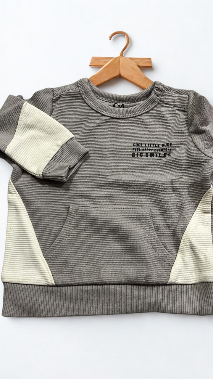 Sweatshirt