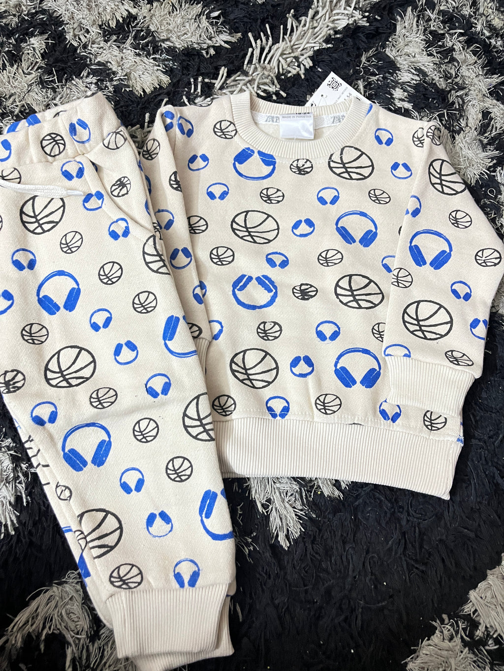 White Headphones Fleece Tracksuit