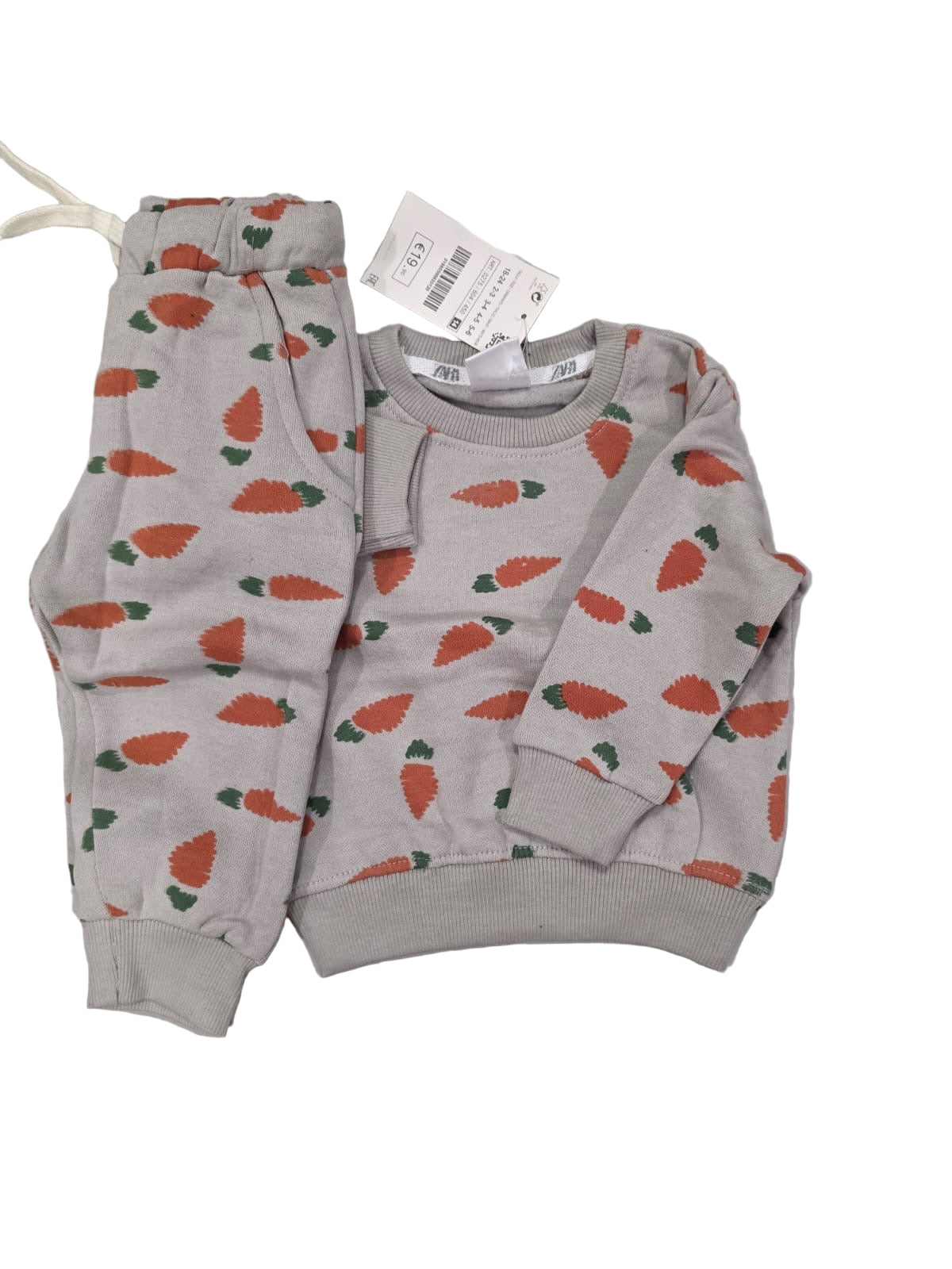 Grey carrot tracksuit