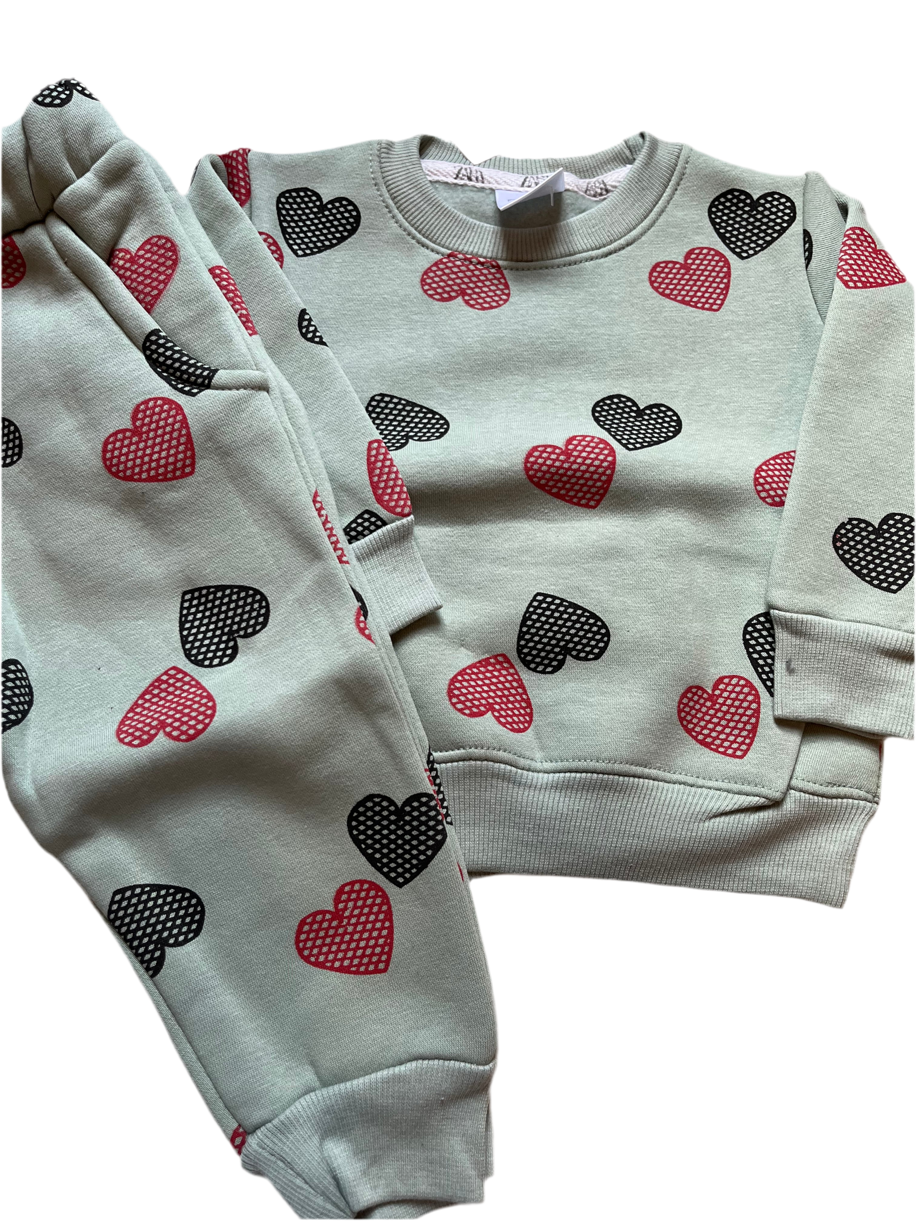 Green hearts tracksuit