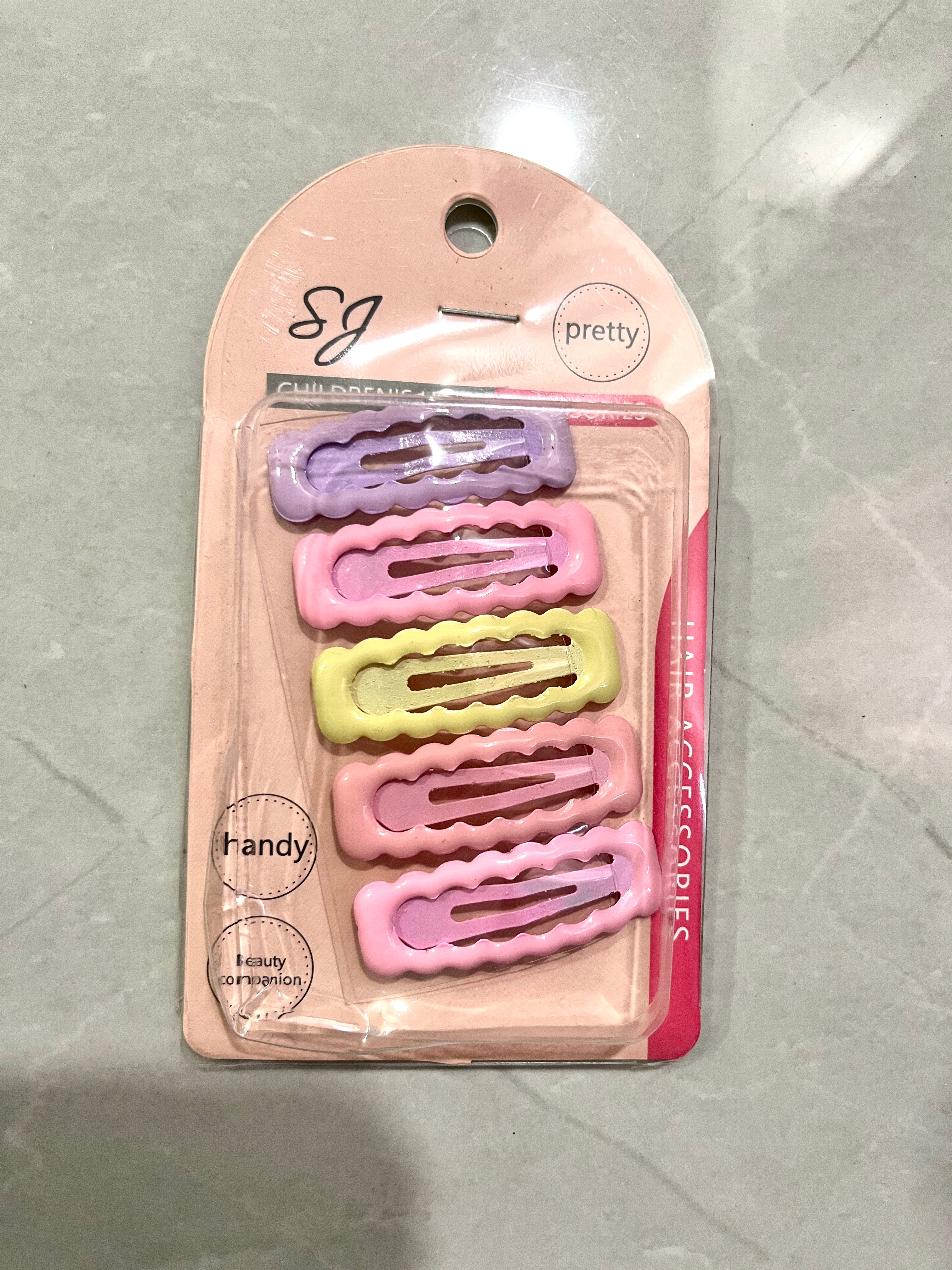 Pack of clips