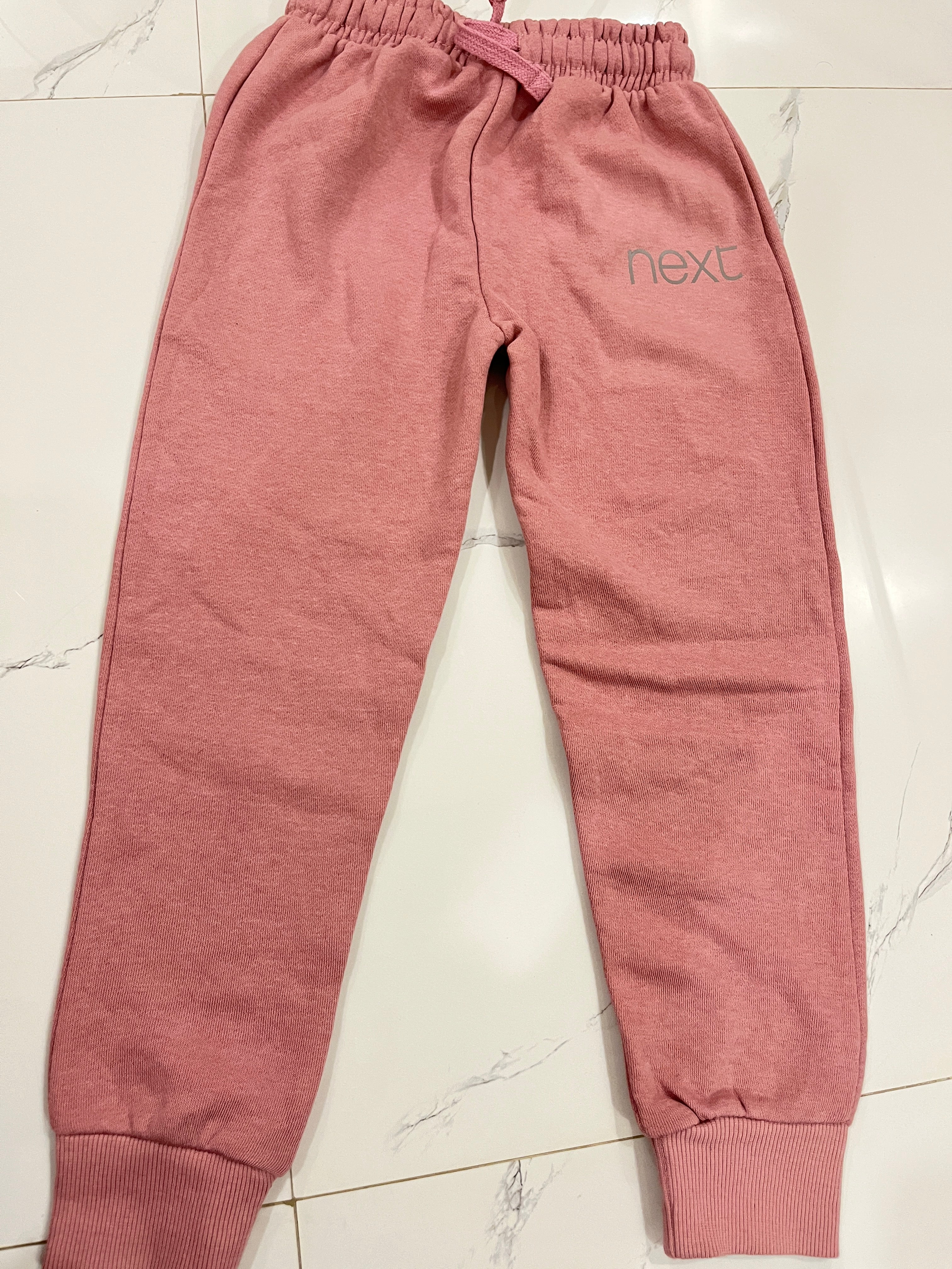 Pink trouser