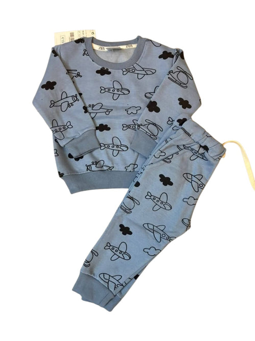Airplane tracksuit