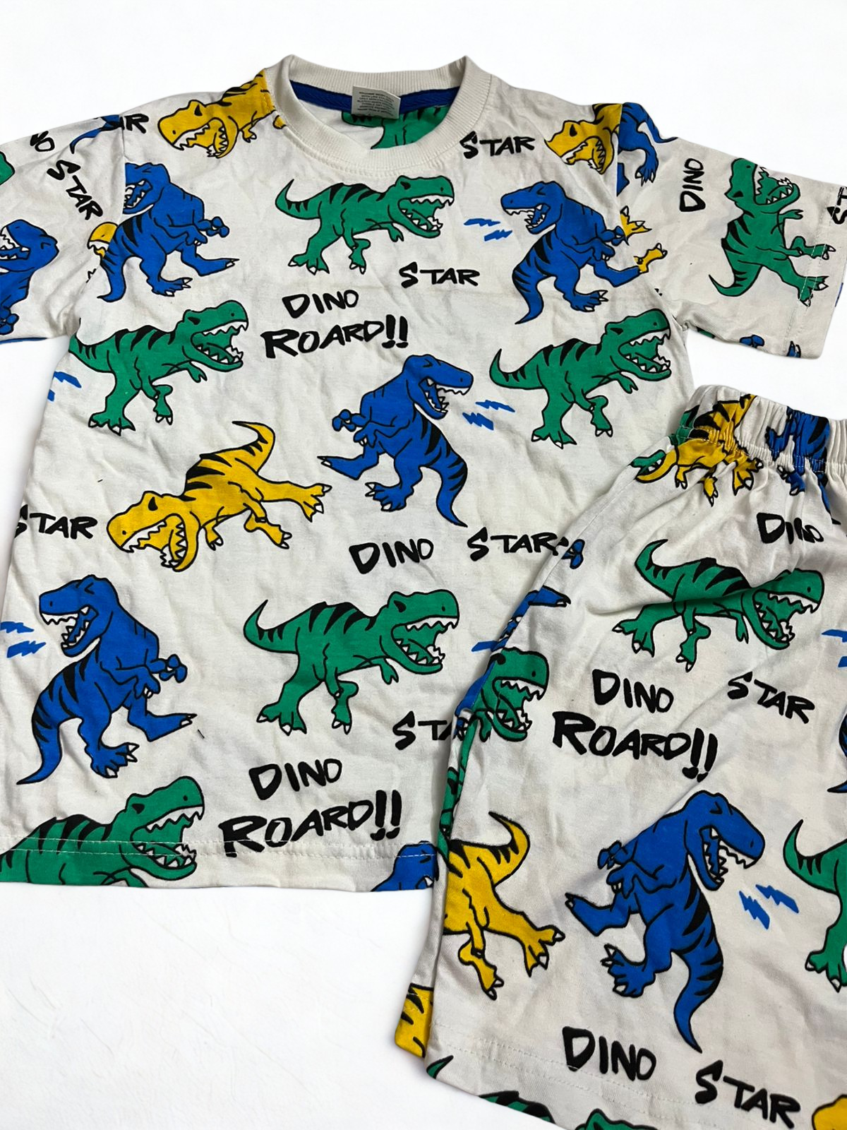 Dino set